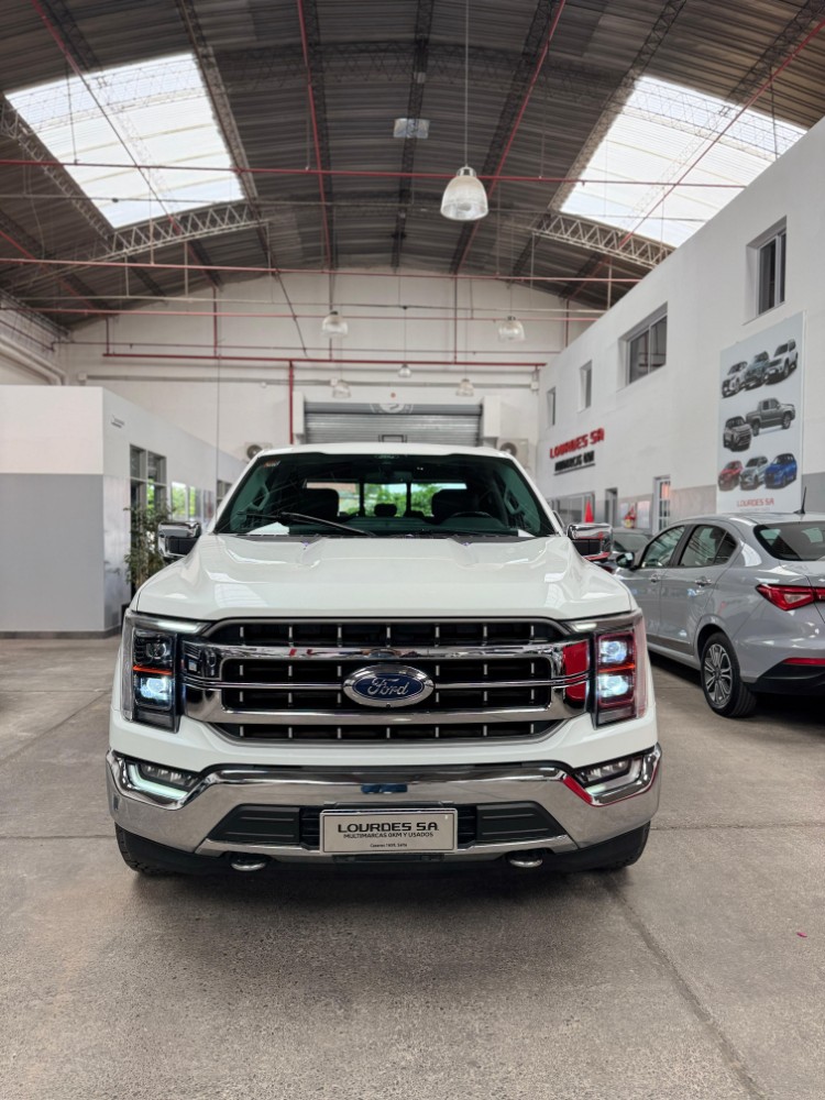 Ford F-150 LARIAT LUXURY 5.0L V8 4X4 AT — foto 2